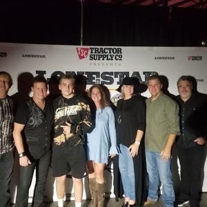 Meet your Posher, Lee